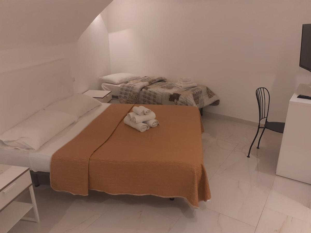 Bed and Breakfast Domuschiara Nápoles Exterior foto
